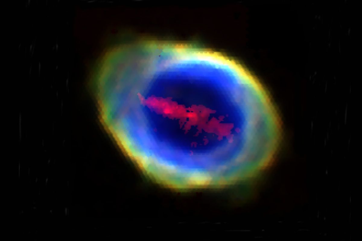 Záhadný pás železa v Prstencové mlhovině mohla vytvořit zničená planeta